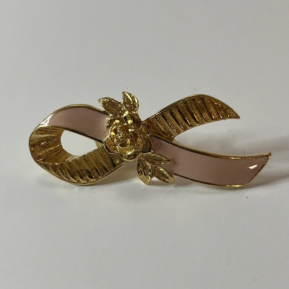 Vintage Avon Gold Tone Pink Enamel Breast Cancer Awareness Ribbon Lapel Pin Rose